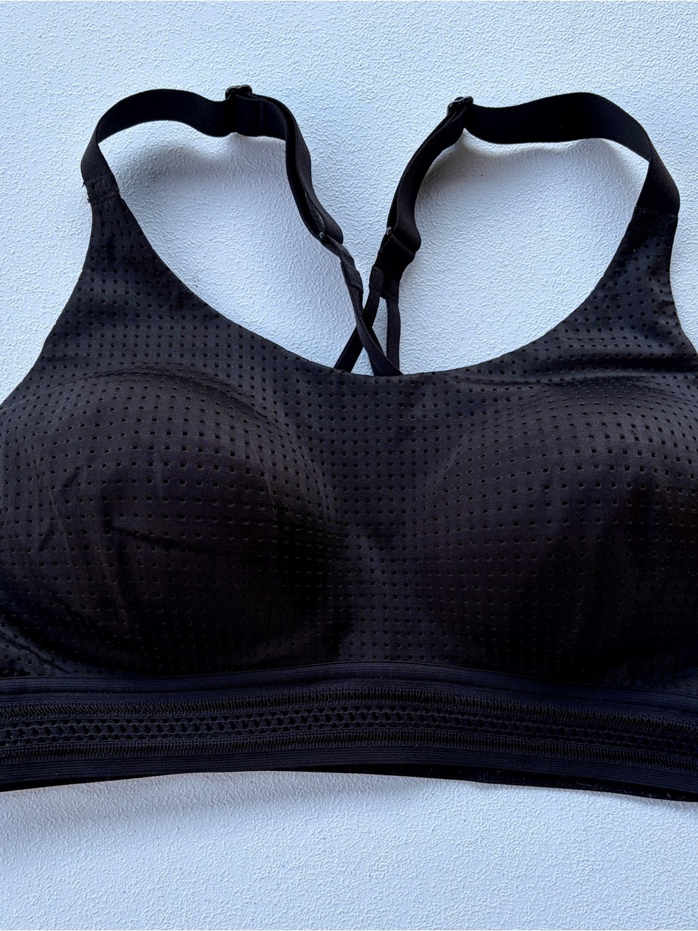 Victoria Sport Lightweight Strappy Back Mesh Sports Bra
